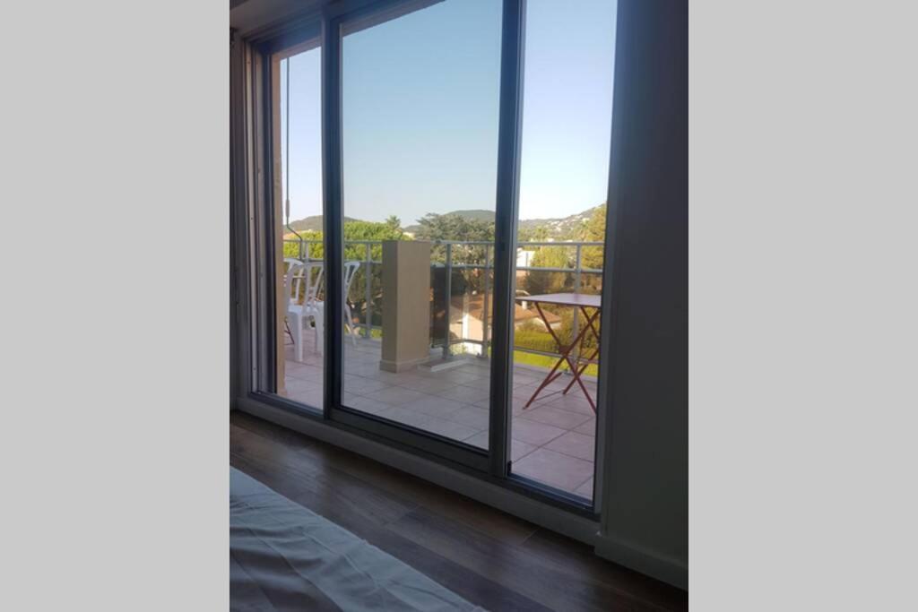 Appartement Deux Pieces , Climatise, Terrase, Cavalaire Luaran gambar