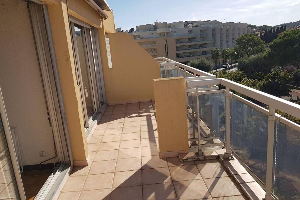 Appartement Deux Pieces , Climatise, Terrase, Cavalaire Luaran gambar